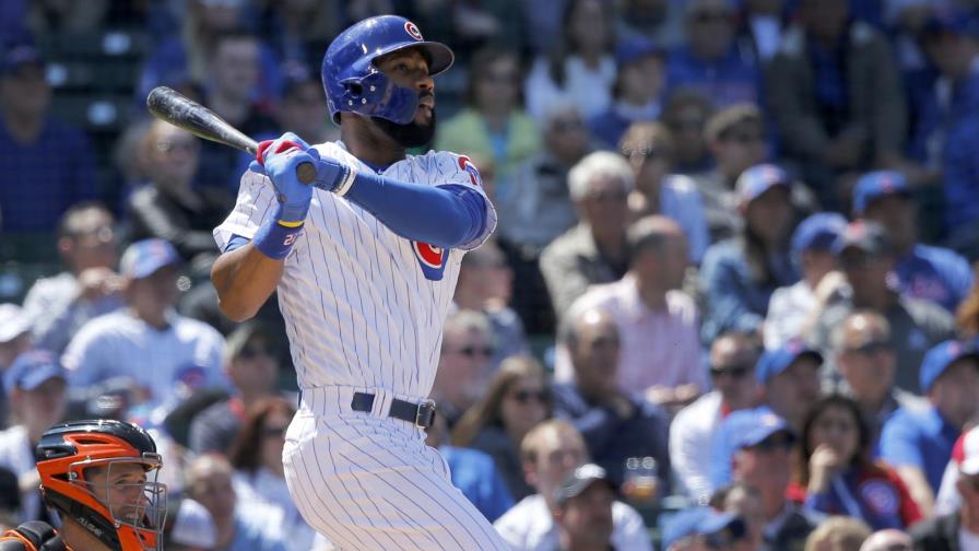 Cachorros vencen a Gigantes con tres jonrones 