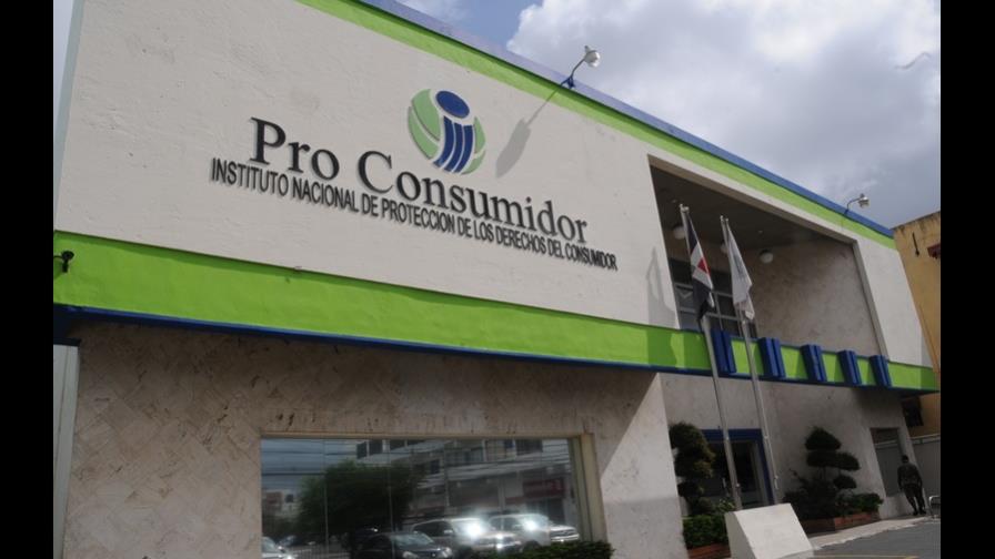 Pro Consumidor instala stands en tiendas y plazas comerciales por el Día de las Madres