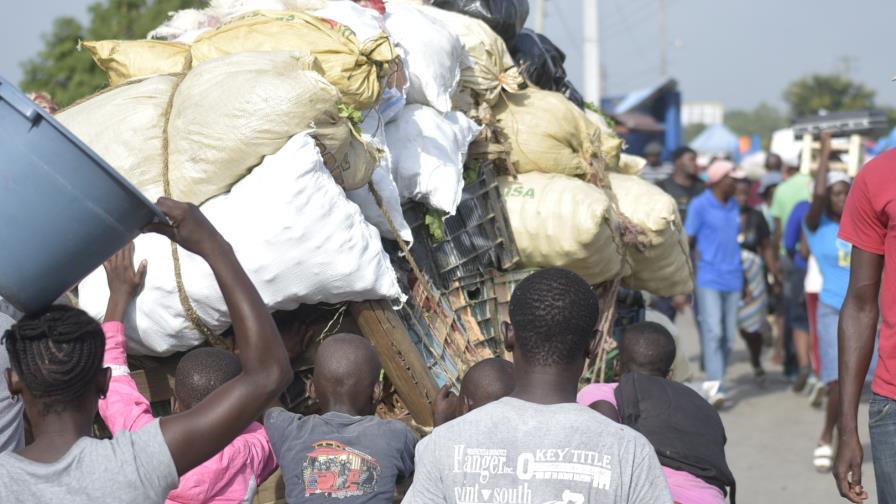Haití da paso a productos dominicanos del mercado  binacional