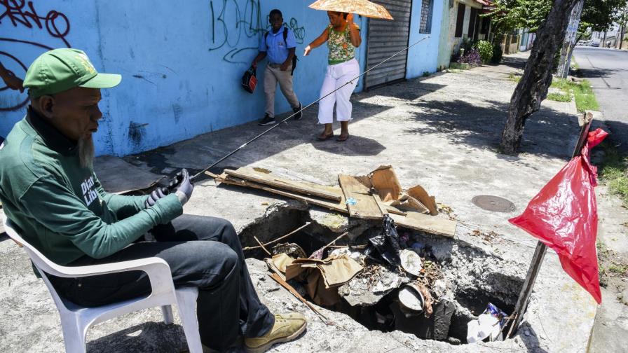 Por rebasar, hizo un gran boquete 