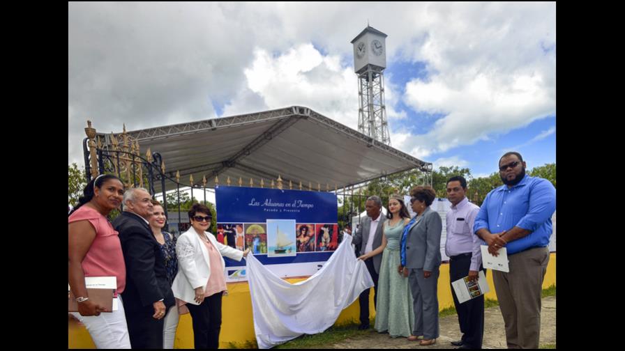 Fundación Cultural Aduanas abre primera exposición itinerante fronteriza en Montecristi