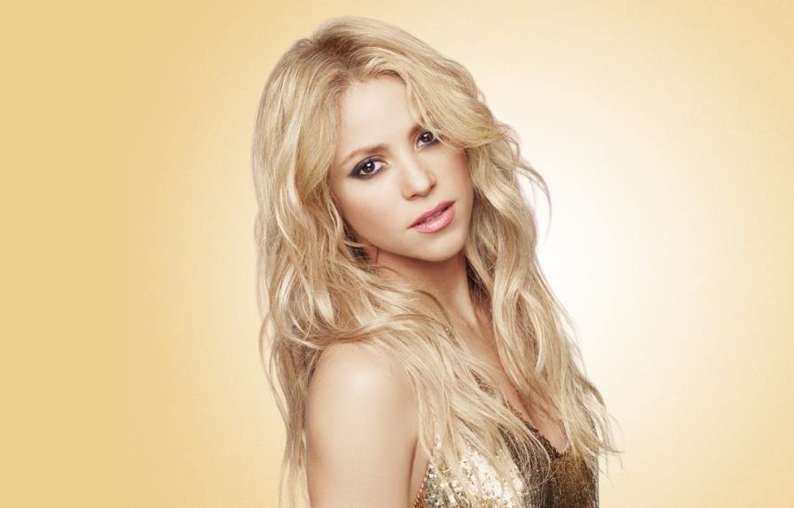 Shakira trasnocha para ofrecer miniconcierto sorpresa a sus fans en Miami