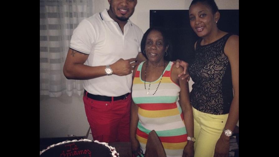 Madre de lanzador de los Medias Rojas de Boston siempre puso la educación como primer requisito