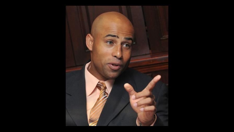 Estrellas designan Miguel Batista como consultor en operaciones de béisbol