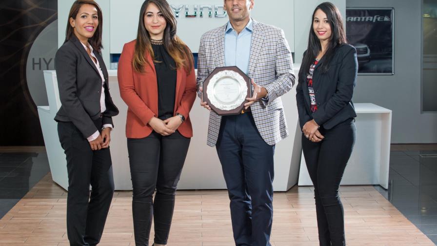 Entregan premio a Magna Motor