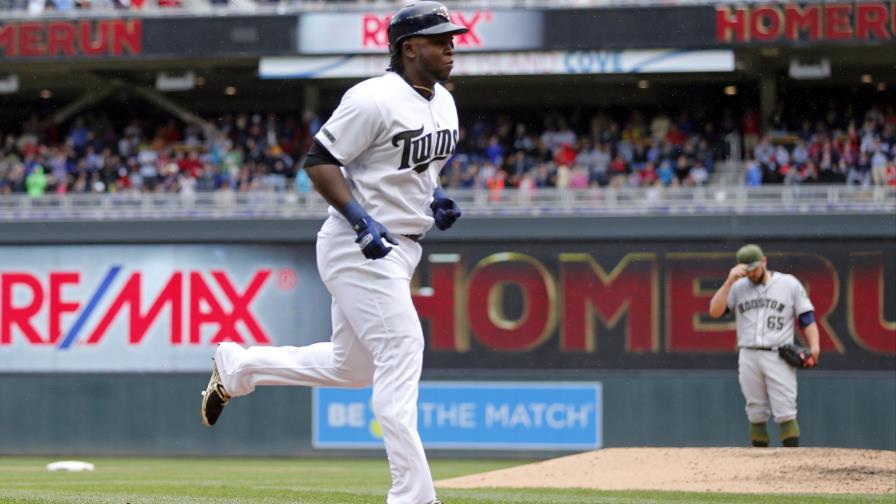 VIDEO: Con once carreras en el octavo, Astros derrotan a Mellizos; Sanó conecta jonrón