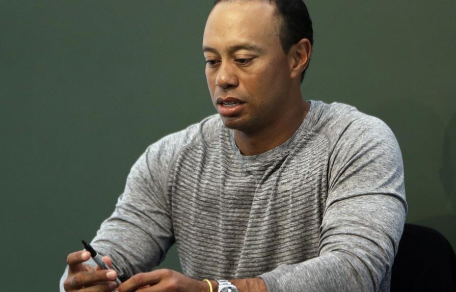 Tiger Woods atribuye a medicamento su arresto 