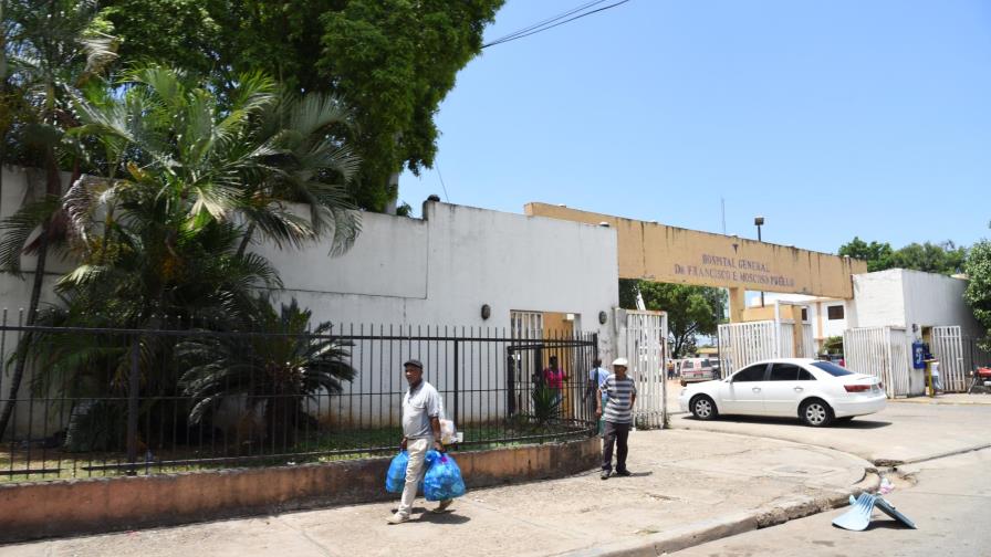 Desalojan a buhoneros del Moscoso Puello Desalojan a buhoneros del Moscoso Puello