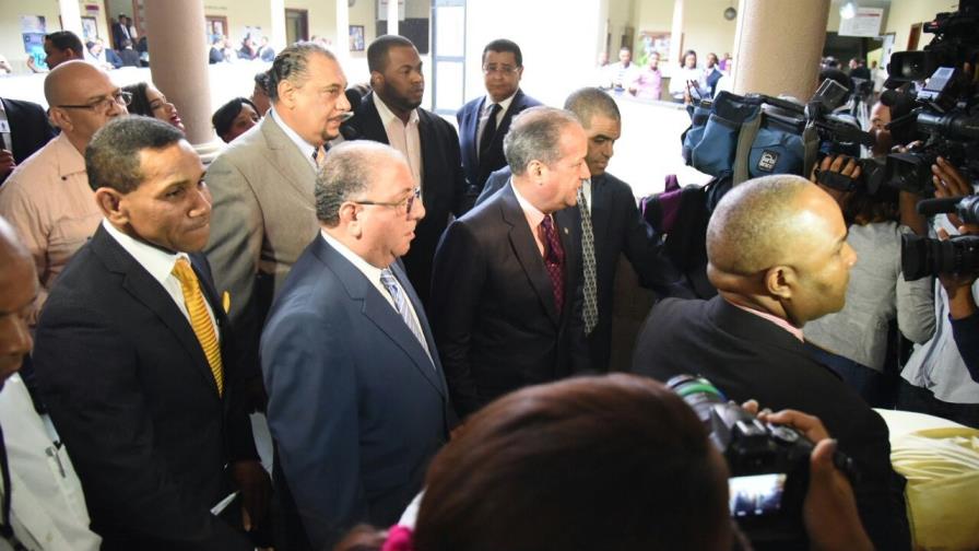 Senado conocerá mañana retiro de inmunidad a Valentín y a Galán