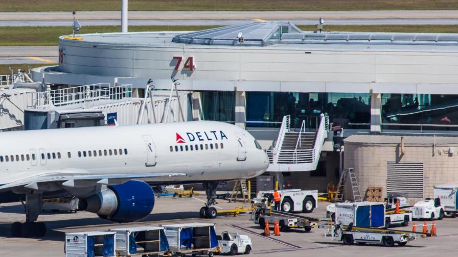 Reportan un hombre armado en el aeropuerto de Orlando Reportan un hombre armado en el aeropuerto de Orlando
