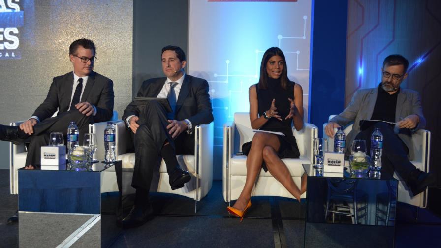 Expertos destacan importancia de que el país aproveche los cambios globales 