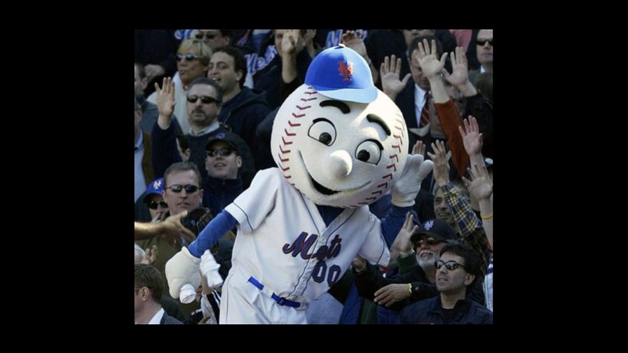 Mascota de los Mets hizo señal obscena y fue despedida por el club