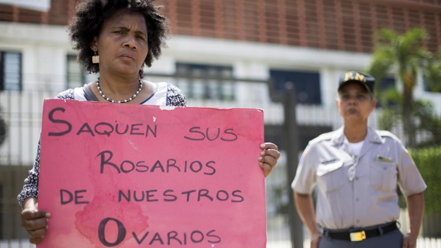 Feministas dicen penalización del aborto es una condena a muerte Feministas dicen penalización del aborto es una condena a muerte