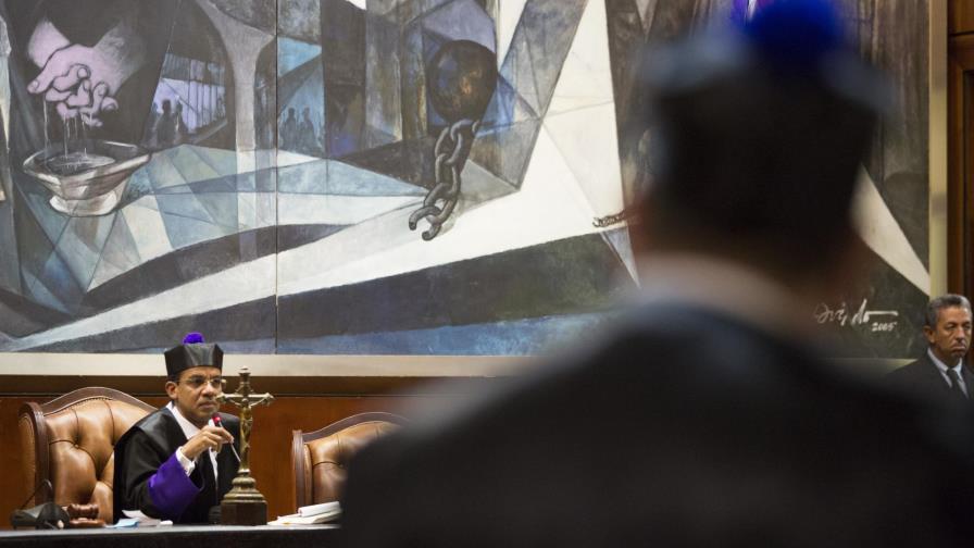 Dos legisladores más sobornados para préstamo Termoeléctrica Punta Cana Dos legisladores más sobornados para préstamo Termoeléctrica Punta Cana