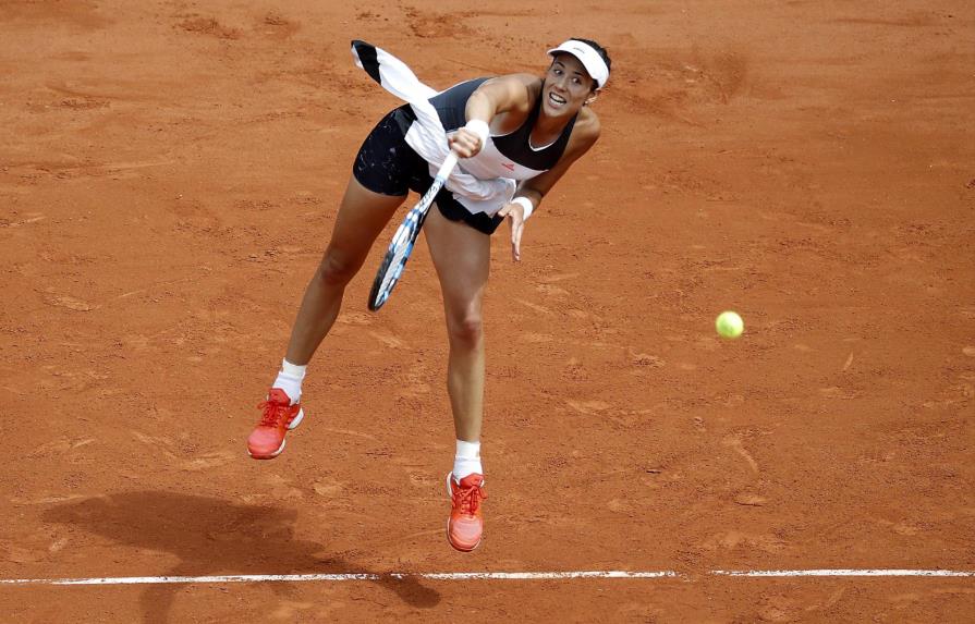 Garbiñe Muguruza accede a octavos de Roland Garros