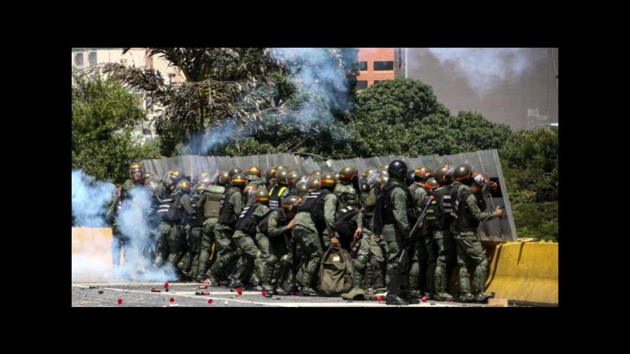 Las fuerzas armadas de Venezuela permanecen leales al Presidente Maduro