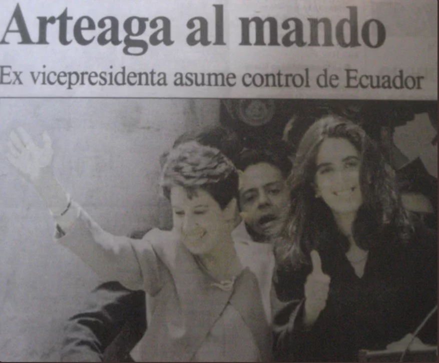 Publicaciones de los impresos de Ecuador sobre la toma de posesión de Rosalía como presidenta.