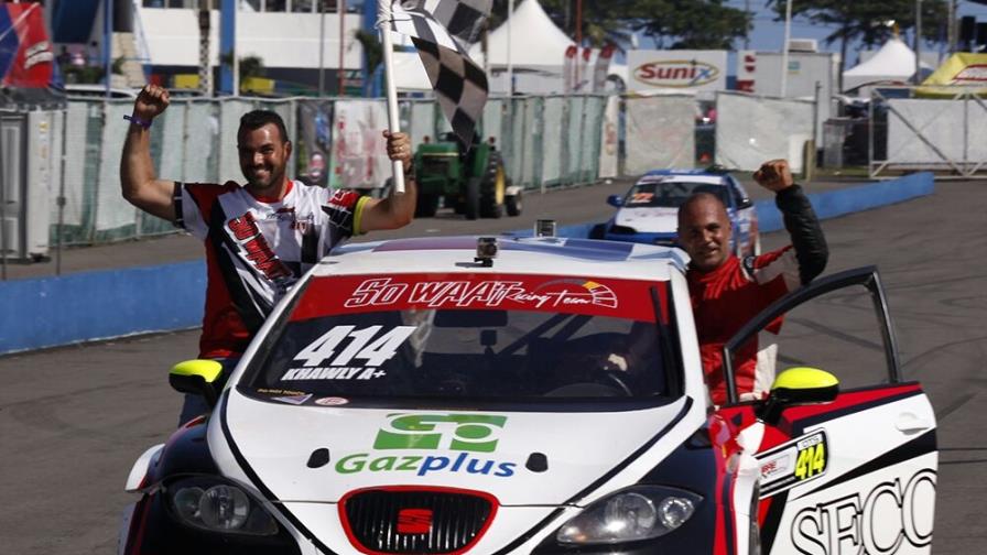 Valverde y Kawly fueron los reyes en la segunda prueba de automovilismo