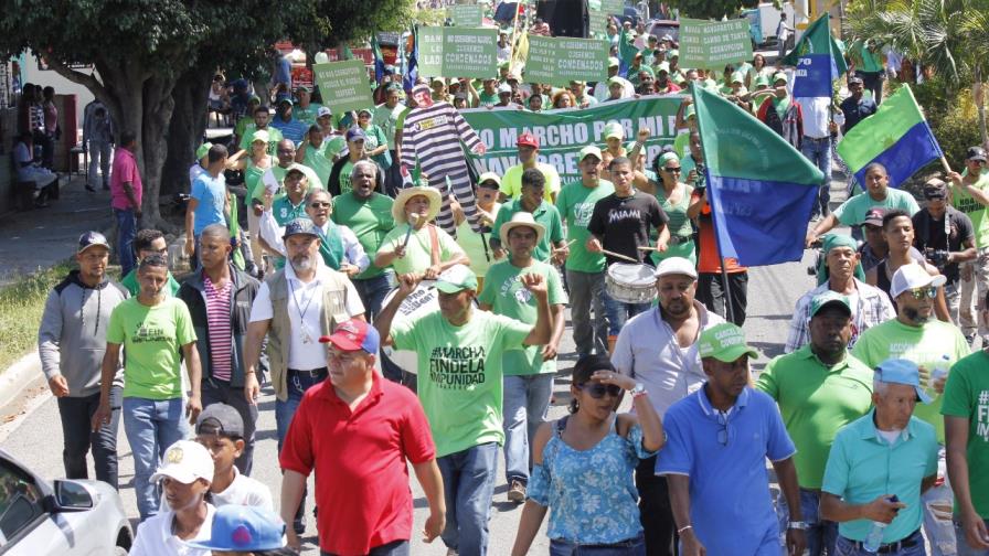 Movimiento Verde realiza marchas en Navarrete y Cristo Rey Movimiento Verde realiza marchas en Navarrete y Cristo Rey