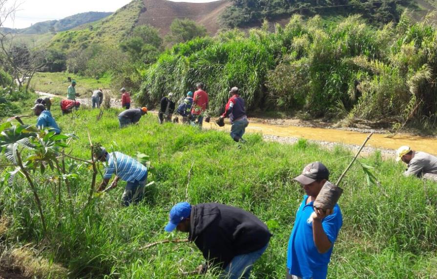 Danilo Medina convoca al pueblo dominicano a unirse en la preservación del medio ambiente