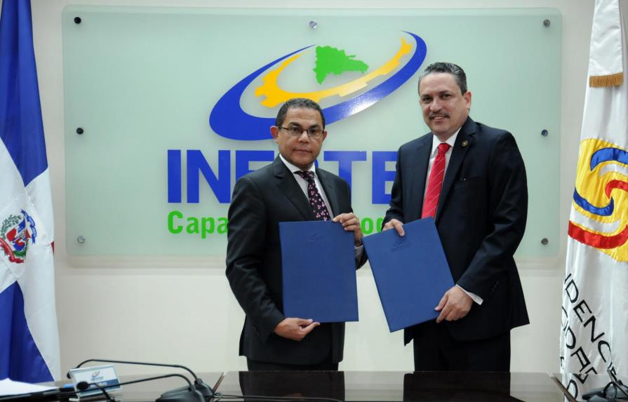 SIE- INFOTEP firman acuerdo; dotará técnicos eléctricos de licencia