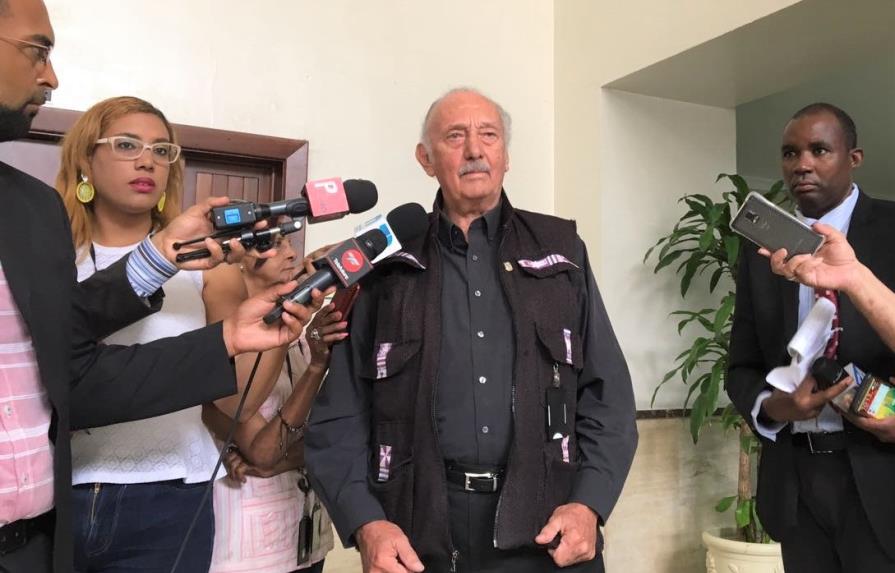 Fidelio Despradel solicita a la Cámara de Diputados interpelar a Rubén Bichara 