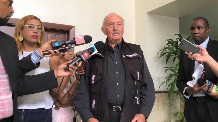 Fidelio Despradel solicita a la Cámara de Diputados interpelar a Rubén Bichara 