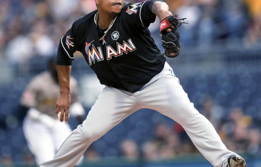 Tras juego sin hit,  Edinson Vólquez vuelve a lucir con Marlins 