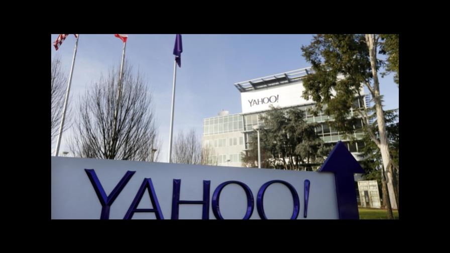 Al comprar Yahoo, Verizon busca competir con Google