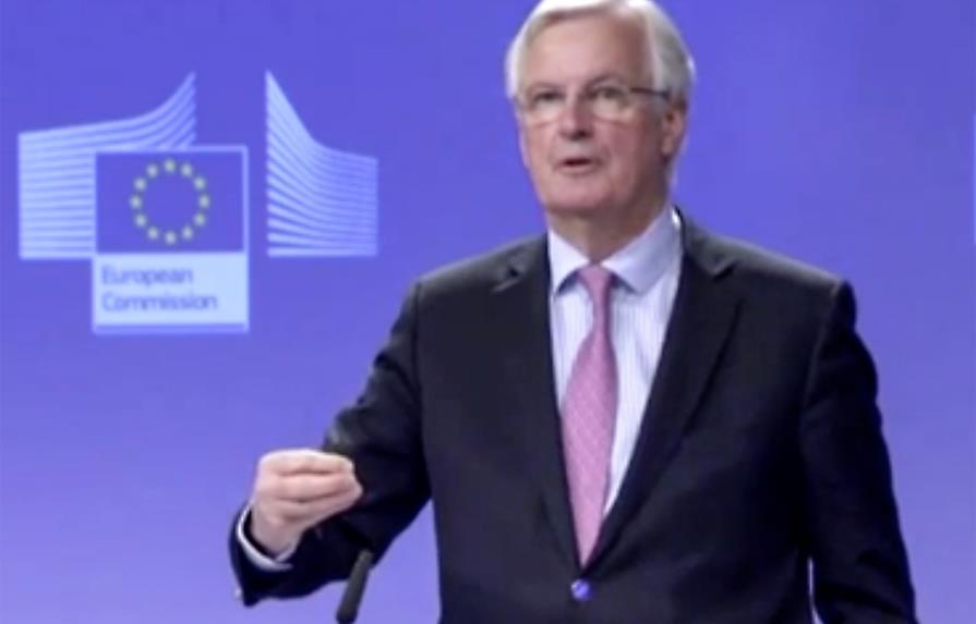 Comisión Europea planea seguir negociaciones Brexit