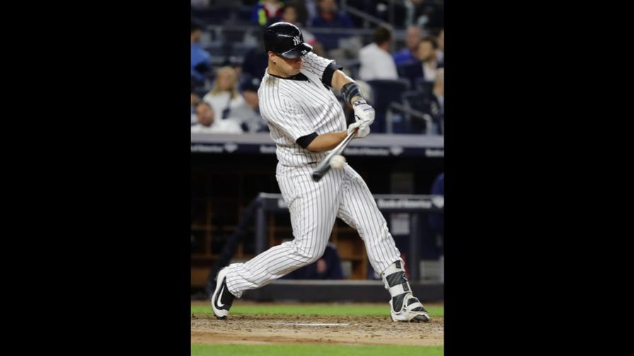 Starlin Castro y Gary Sánchez la sacan en victoria de los Yankees