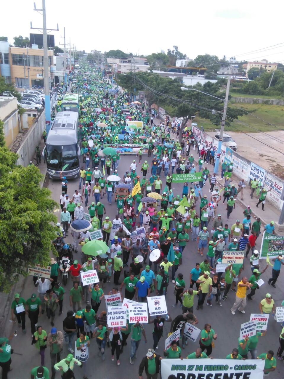 La multitud que recorrió las principales calles de la provincia de San Pedro de Macorís demandando acabar con la impunidad en el país.