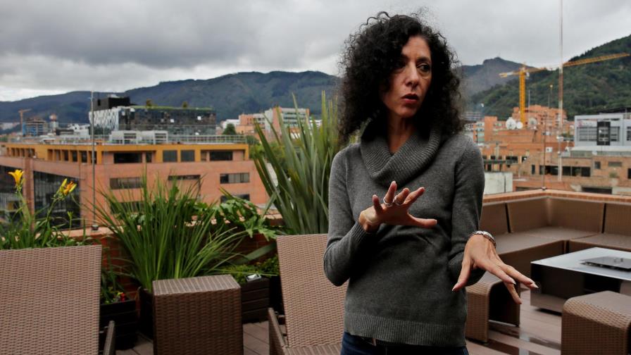 Leila Guerriero apuesta por mover la barrera de la crónica hasta la ciencia