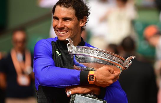 Roland Garros rinde un homenaje especial a Nadal por su décimo triunfo 