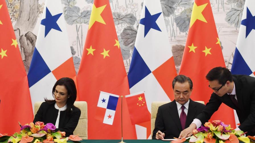  Panamá da un giro realista y establece relaciones diplomáticas con China
