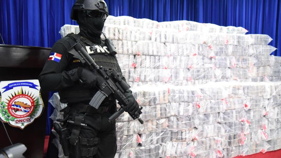 Apresan a un colombiano por cocaína incautada en Juan Dolio Apresan a un colombiano por cocaína incautada en Juan Dolio