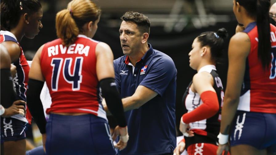 Entrenador lamenta condiciones en que practican las Reinas del Caribe