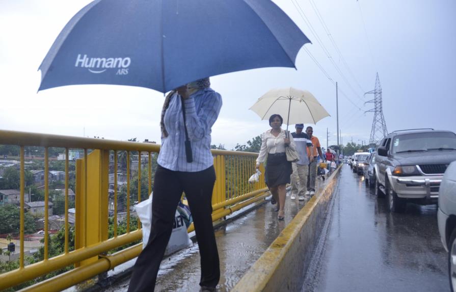 Una onda tropical provocará lluvias en casi todo el territorio nacional