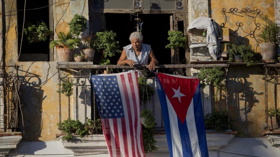 Cubanos preocupados por giro político de Trump hacia la isla 