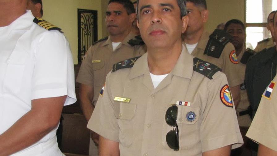 Autoridades tratan de establecer los vínculos de coronel Collado con cárteles Autoridades tratan de establecer los vínculos de coronel Collado con cárteles