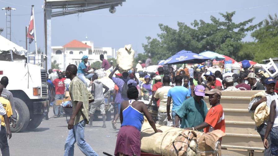 Impiden de nuevo entrada de productos dominicanos a Haití por mercado de Dajabón Impiden de nuevo entrada de productos dominicanos a Haití por mercado de Dajabón