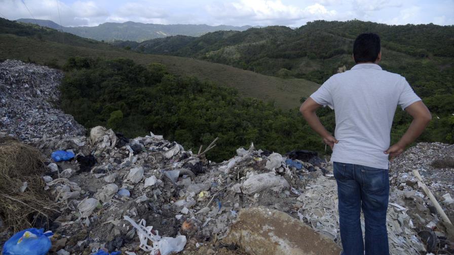 Vertedero Tamboril sigue en operación, pese a que se acordó su clausura Vertedero Tamboril sigue en operación, pese a que se acordó su clausura