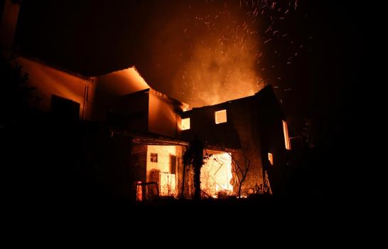 Al menos 19 muertos en un incendio declarado en el centro de Portugal