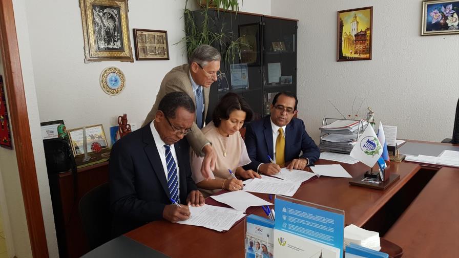 La UASD y universidad de Rusia suscriben acuerdo de cooperación académica