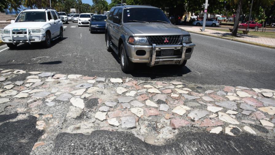 Cuidado frente al “obelisco hembra”