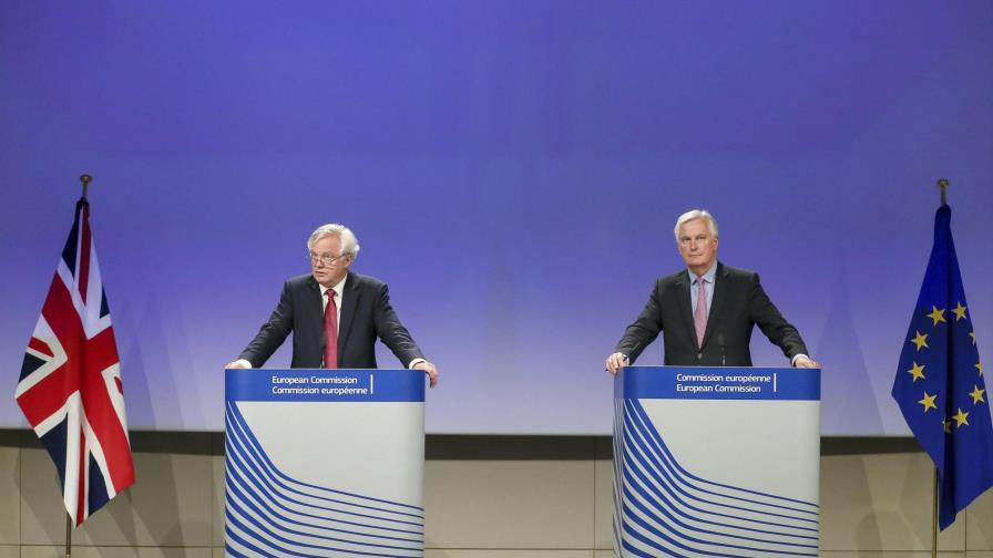 Reino Unido asume los tiempos de la UE en negociación del Brexit