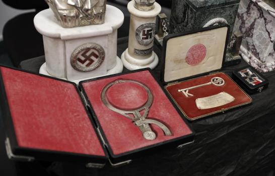 Argentina encuentra colección de objetos nazis 