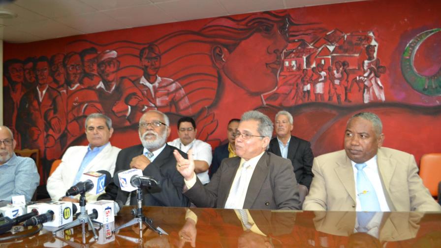 Colegio Médico anuncia vigilia para el próximo mes