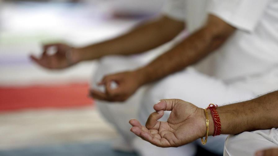  El yoga, de práctica “prohibida” a tendencia popular en Egipto 