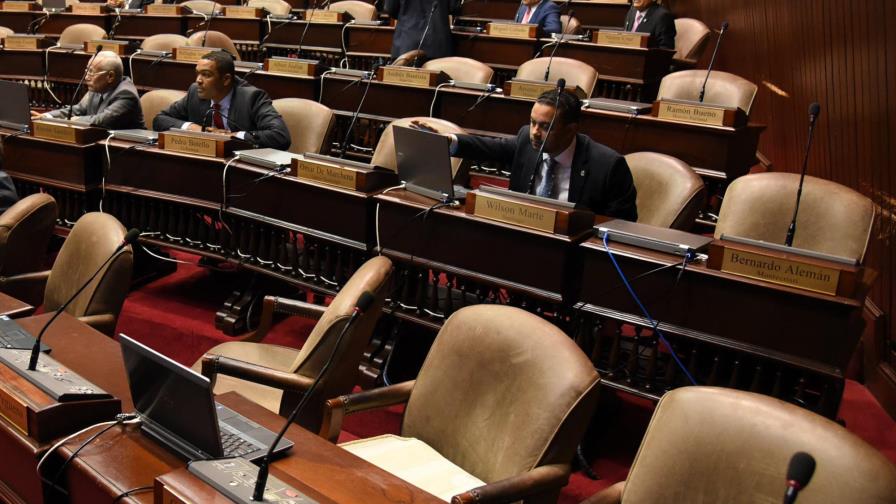 Proyecto Ley introducido por senador Valentín abre posibilidad juicio político Proyecto Ley introducido por senador Valentín abre posibilidad juicio político